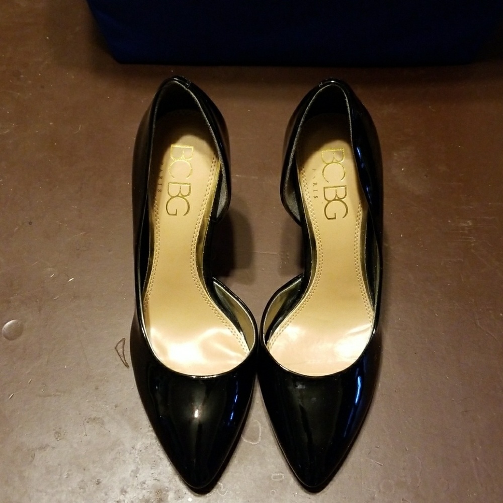 BCBG heels black